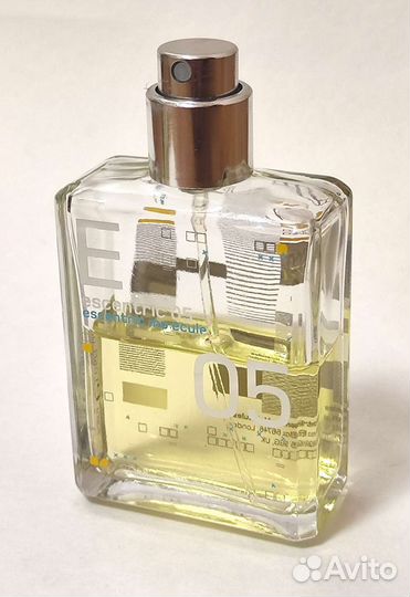 Escentric 05 и Escentric 01