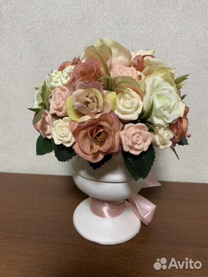 Арома ваза с цветами