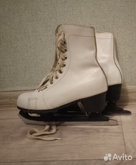 Коньки фигурные