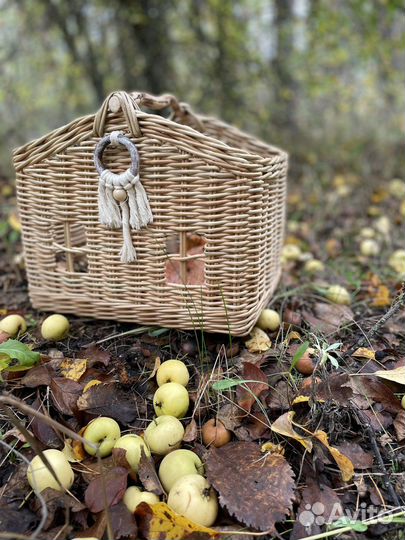 Домик плетеный