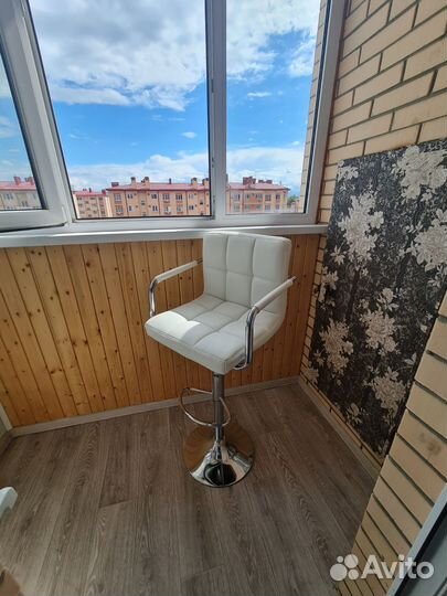Стул высокий барный