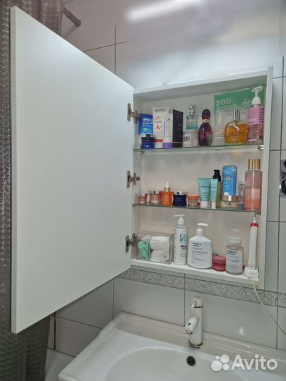 Тумба с раковиной для ванной напольная и зеркало