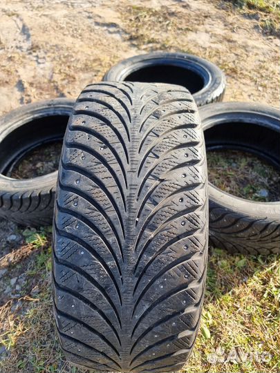Sava Eskimo Stud 225/50 R17 94T