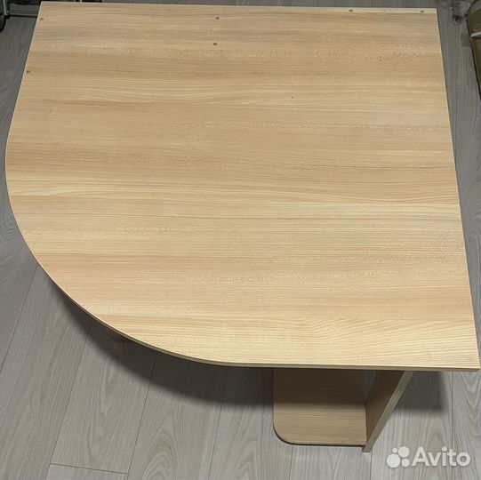 Рабочий стол угловой