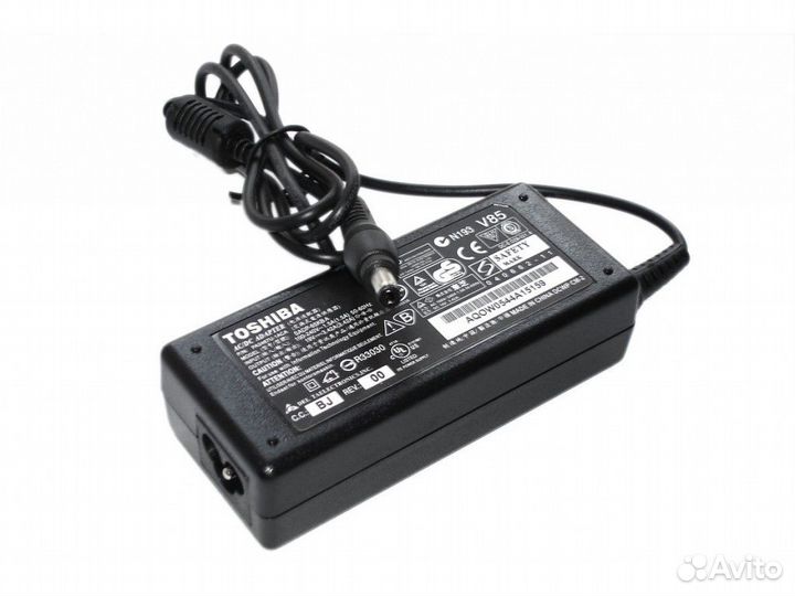 Блок питания зарядка для ноутбука Toshiba 19V3.42A