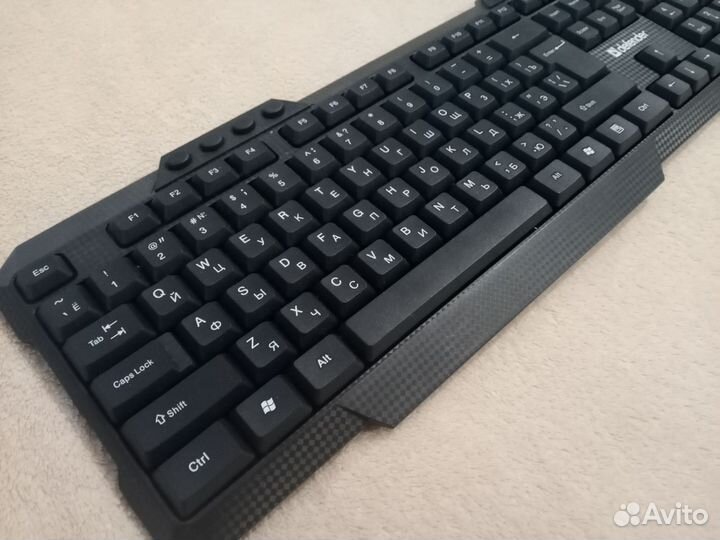 Беспроводная клавиатура и мышь Defender