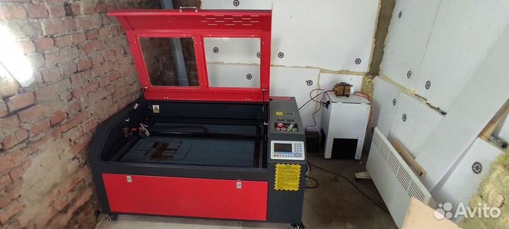 Лазерно-гравировальный станок 60/90 с чпу