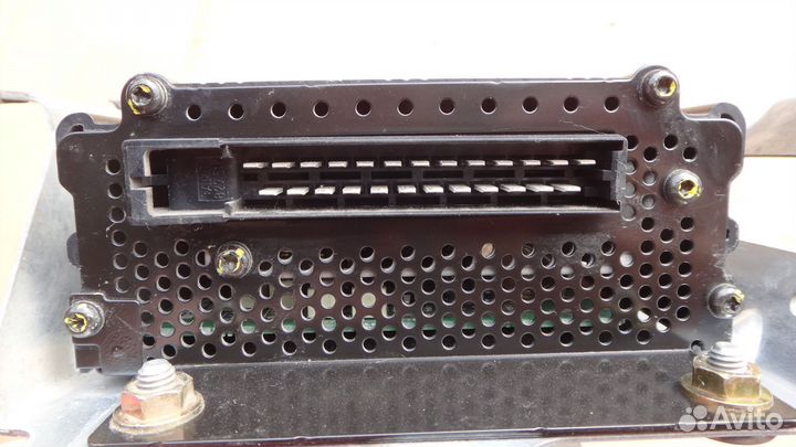 Усилитель bose звука Audi TT 8N