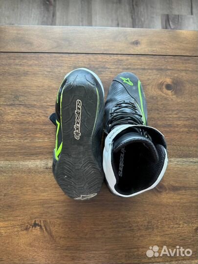 Мотоботы короткие