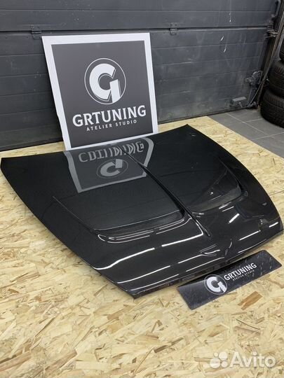 Капот Bentley Bentayga 2021 Mansory карбон