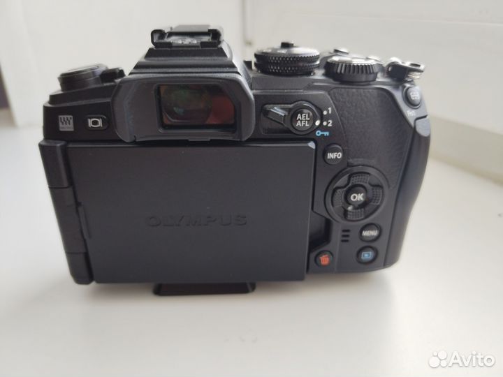 Olympus Om-d e-m1 mark II