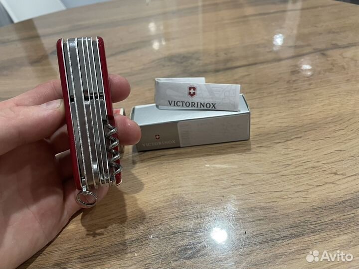 Victorinox handyman