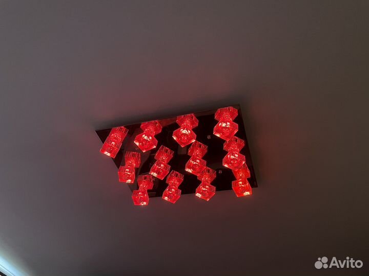 Люстра потолочная зеркальная