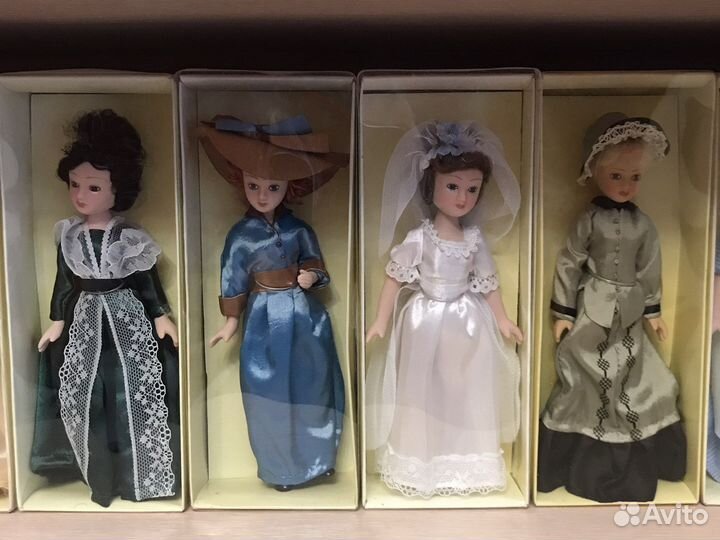 Кукла фарфоровая коллекционная