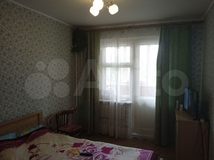 2-к. квартира, 54 м², 4/10 эт.