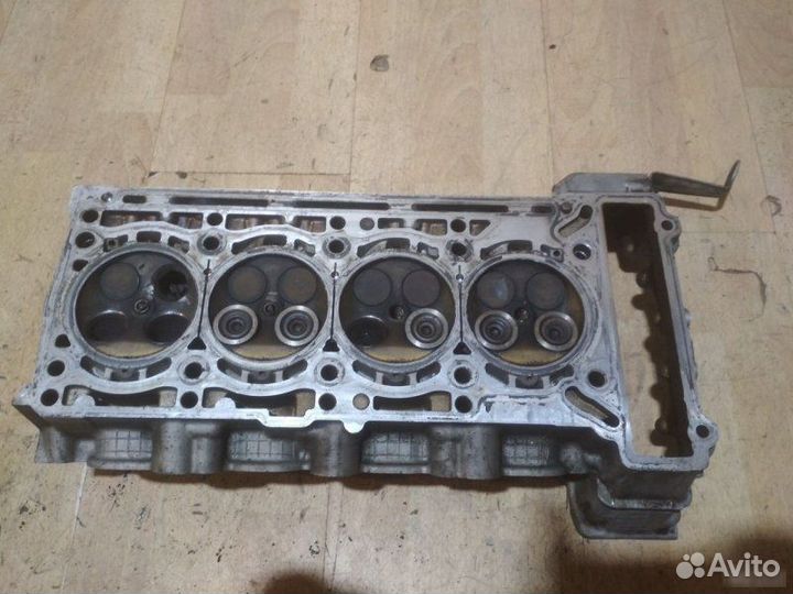 Головка блока цилиндров Mercedes Benz W204