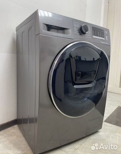 Стиральная машина с сушкой Samsung