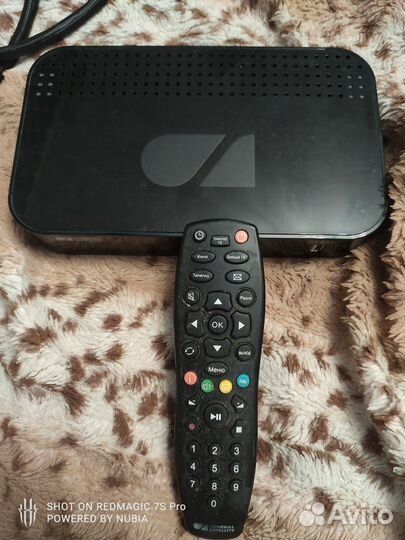 Ресивер триколор GS B520