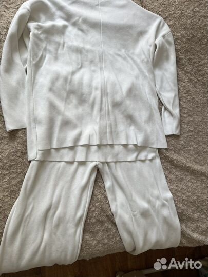 Костюм женский