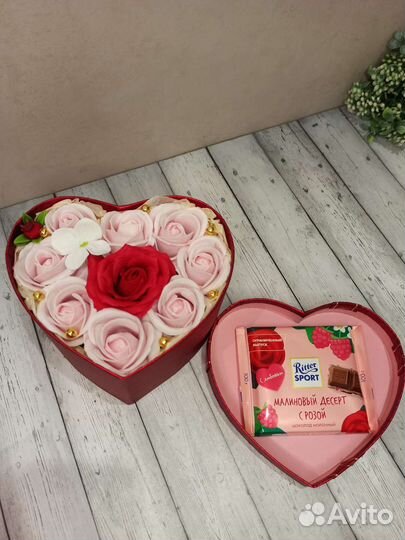 Бокс цветы ко Дню влюблённых