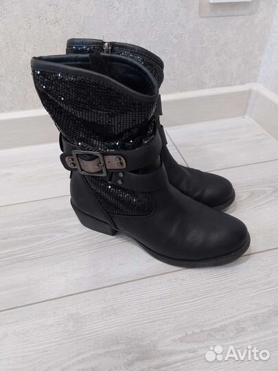 Ботинки демисезонные женские 40