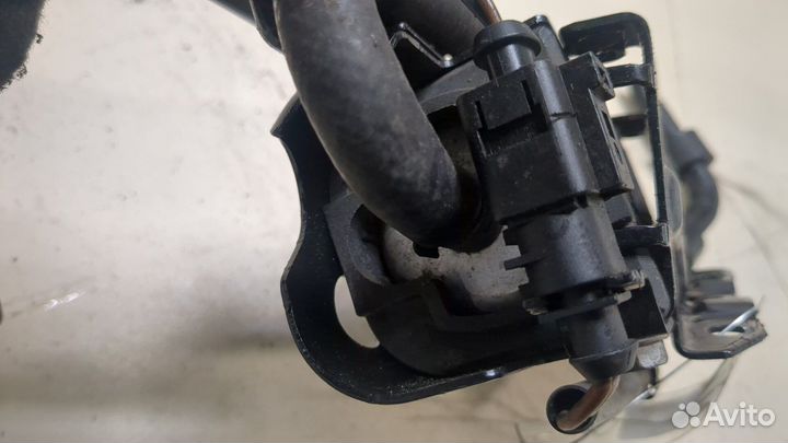 Насос топливный электрический Skoda SuperB, 2012