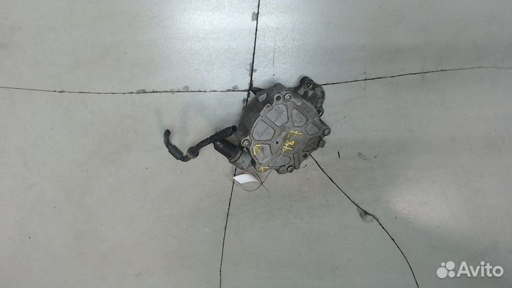 Насос вакуумный Skoda Octavia (A5), 2011