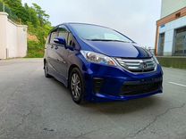 Honda Freed 1.5 CVT, 2013, 130 000 км, с пробегом, цена 1 300 000 руб.