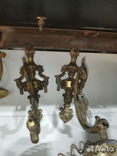 Настенный светильник бра