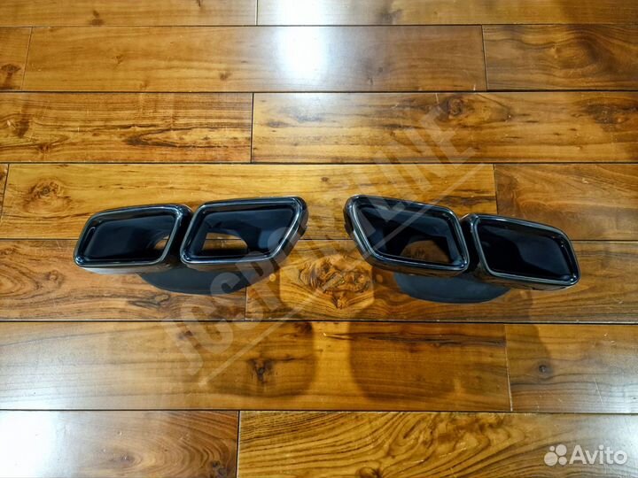 Насадки на глушитель AMG чёрные для Mercedes