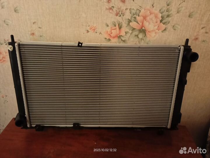 Продам радиатор охлаждения основной LADA granta