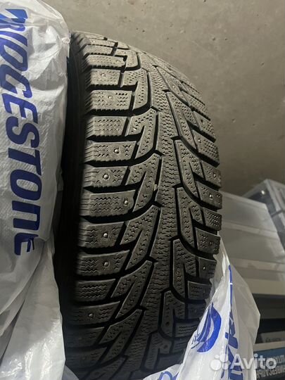 Accelera 651 2.25/4.5 R4