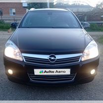 Opel Astra 1.6 MT, 2011, 159 000 км, с пробегом, цена 838 000 руб.