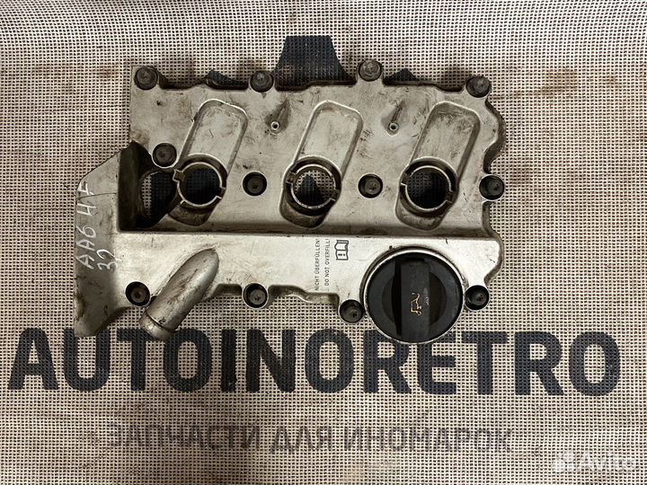 Клапанная крышка левая Audi A6 C6 06E103471G