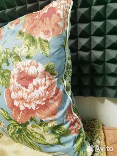 Декоративная подушка