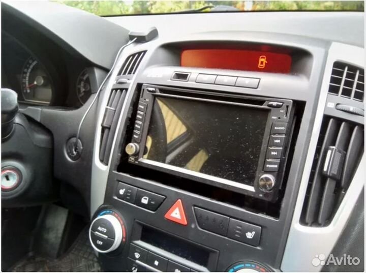 Рамка магнитолы Eunavi Kia Ceed