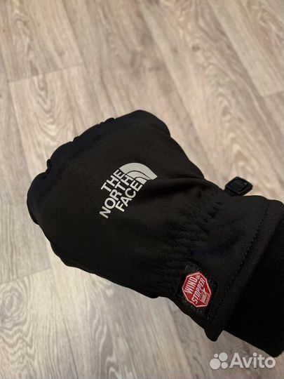 Перчатки The north face