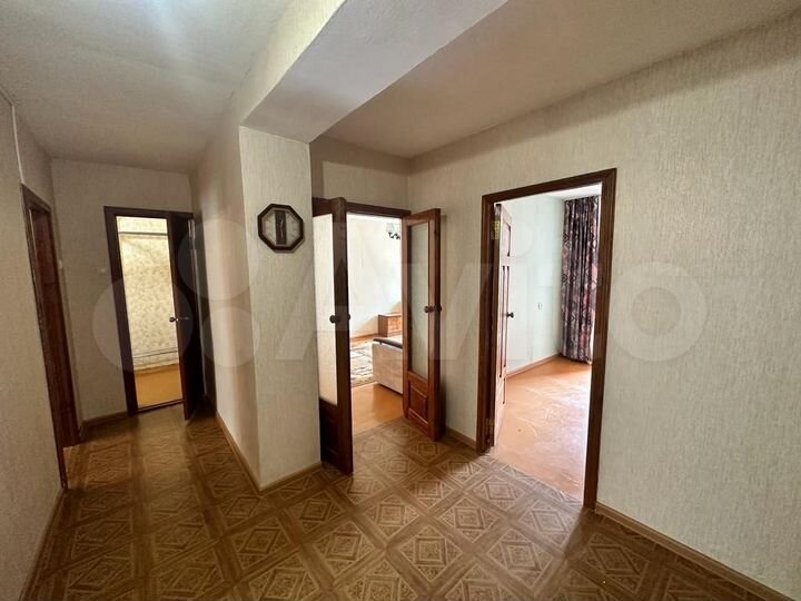 3-к. квартира, 67 м², 2/5 эт.