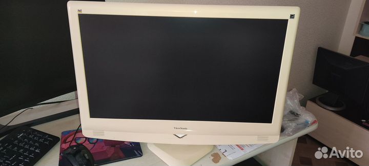 Монитор 24 дюйма