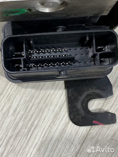 Блок abs абс Renault sandero stepway 2