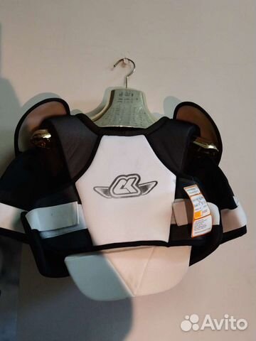 Нагрудник хоккейный детский