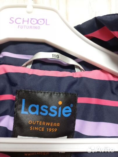 Демисезонный костюм 110 на девочку Lassie
