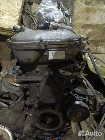 Двигатель toyota corolla 1zr