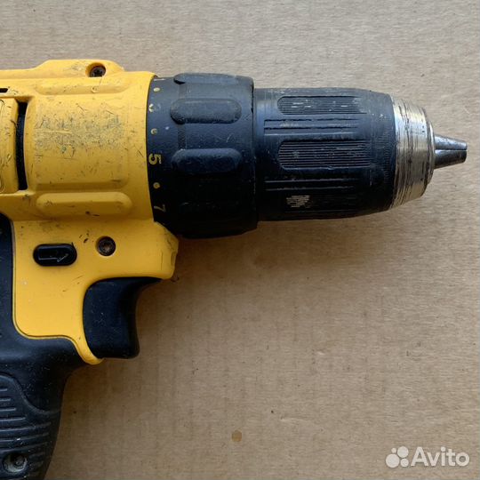 Шуруповерт Dewalt dcd 771 ks