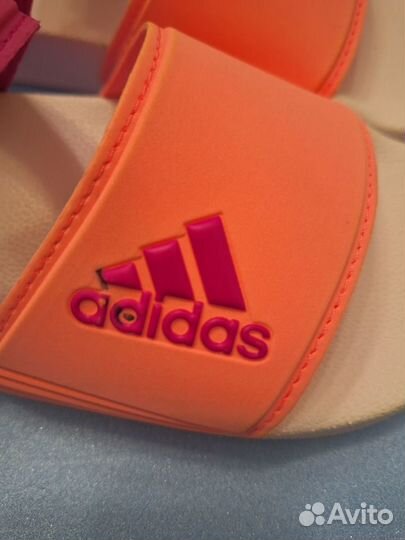 Сандалии adidas 36