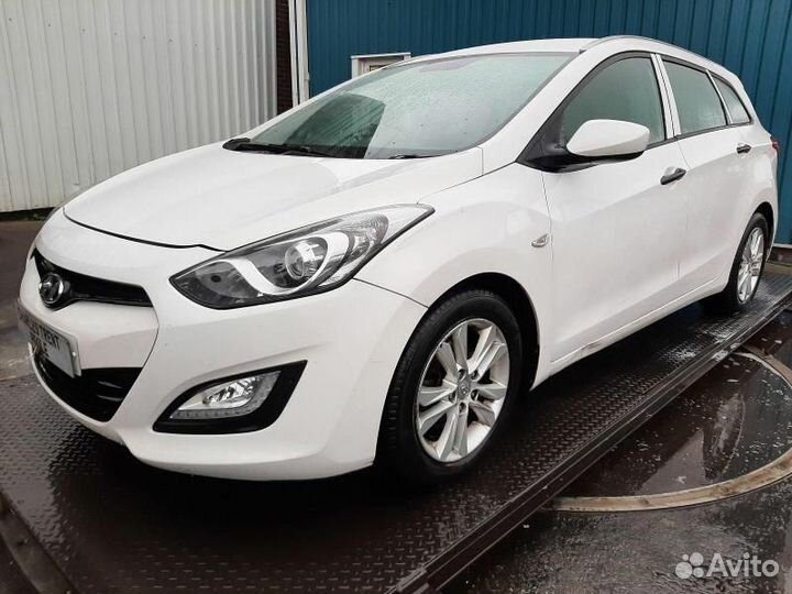 Блок предохранителей hyundai I30 GD