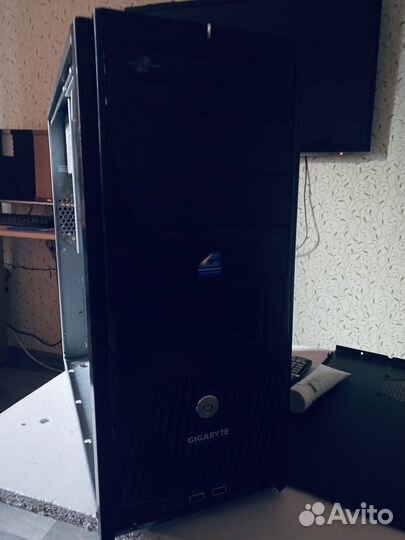 Компьютер системный блок