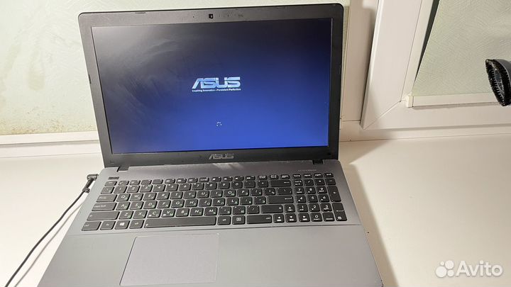 Asus x550v