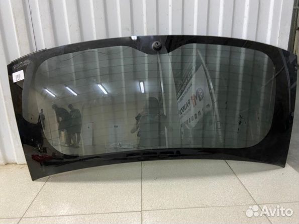 Стекло крышки багажника Митсубиси Аутлендер 3 gf