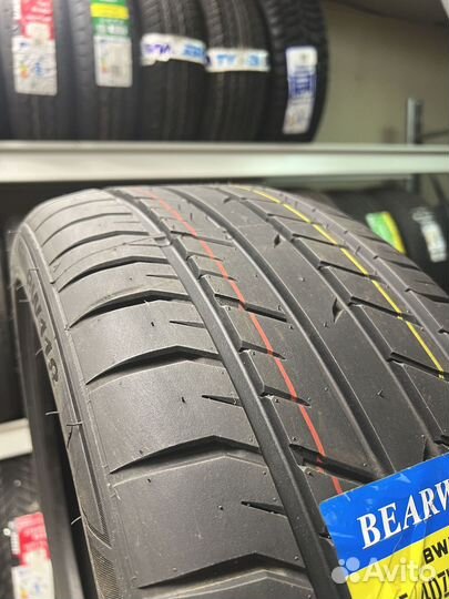 Bearway BW118 245/40 R20 и 275/35 R20 137U